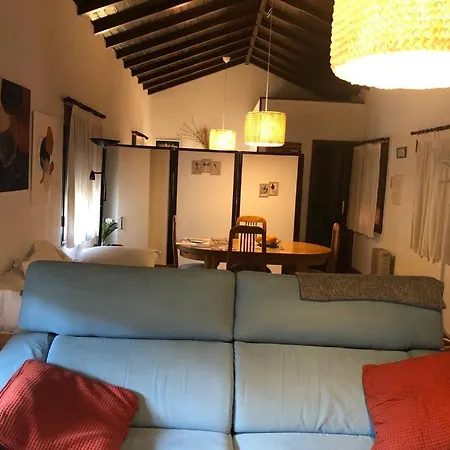 Apartamento Estudio De 50M2, Todo Exterior Y Con Patio, Ideal Para Parejas, Familias Con Ninos Pequenos Y Para Hospedajes De Largas Estancias, Con Techo Abuhardillado Y Una De Las Mejores Vistas De Tolède Extérieur photo